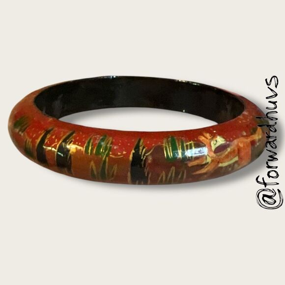 Hand-Painted 7 3/4” Wooden Bangle Bracelet – Woodland Animal Scene - Picture 5 of 9
